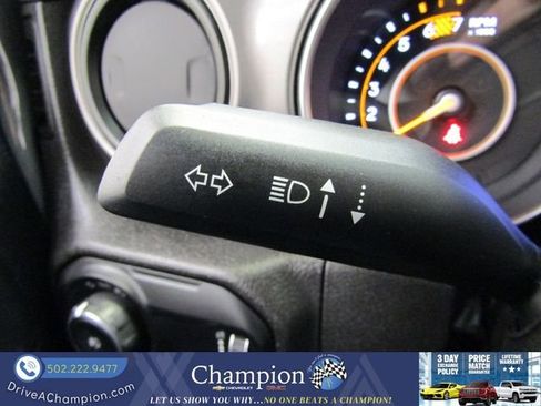Used 2023 Jeep Wrangler Unlimited Sport AWD/4WD image 19