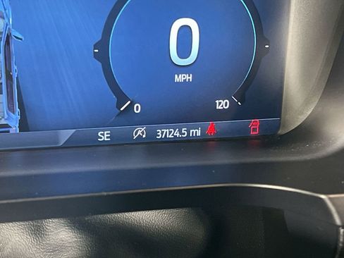 Used 2024 Ford F150 XLT AWD/4WD image 13