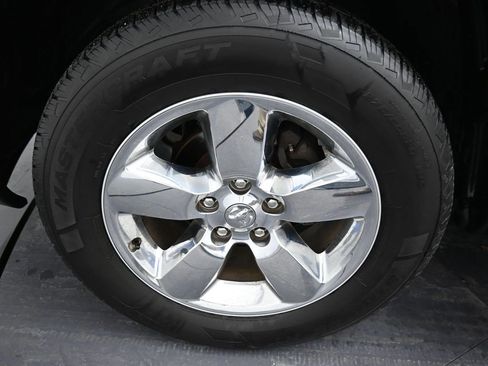 Used 2018 RAM 1500 Express w/ Express Value Package image 34