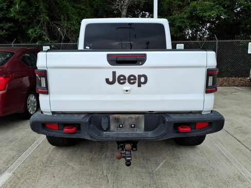 Used 2022 Jeep Gladiator Rubicon w/ Trailer Tow Package AWD/4WD image 6