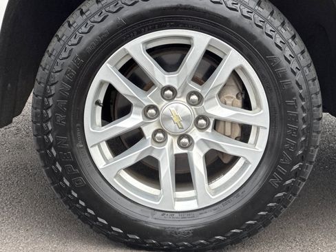 Used 2019 Chevrolet Silverado 1500 LT w/ All-Star Edition image 29