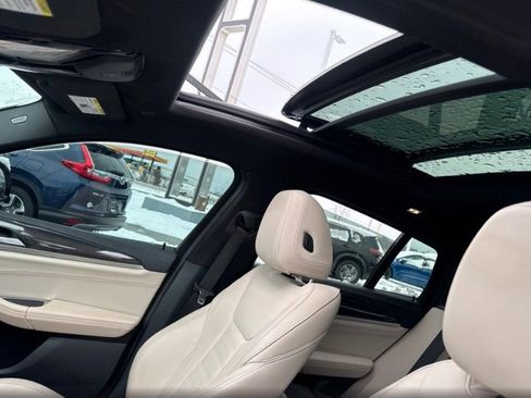 Used 2021 BMW X4 xDrive30i w/ M Sport Package image 14