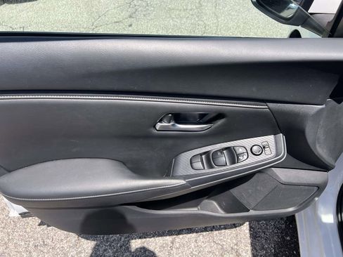 Used 2023 Nissan Sentra SV w/ All-Weather Package FWD image 15