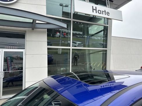 Used 2024 Hyundai Elantra Limited FWD image 31