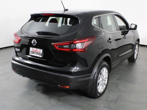 Certified 2021 Nissan Rogue Sport S FWD image 16