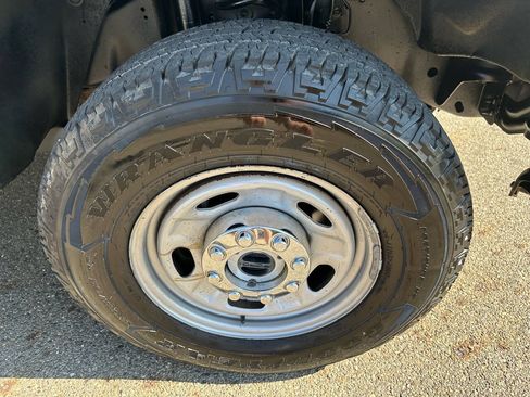 Used 2014 Ford F250 XL AWD/4WD image 22