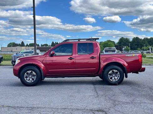 Used 2021 Nissan Frontier PRO-4X w/ Pro-4x Utility Package AWD/4WD image 7