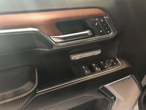 Used 2023 GMC Sierra 1500 Denali image 6