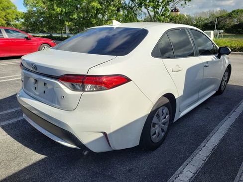Used 2021 Toyota Corolla L FWD image 4