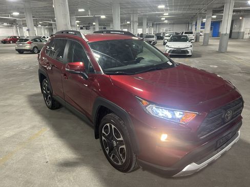 Used 2019 Toyota RAV4 Adventure image 2
