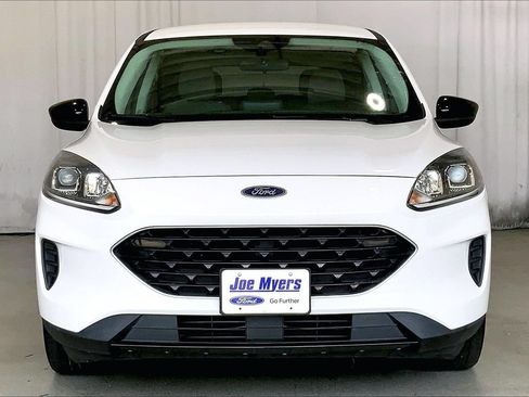 Used 2022 Ford Escape SE w/ SE Sport Appearance Package FWD image 3