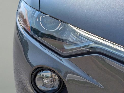 Used 2022 Maserati Levante GT image 4