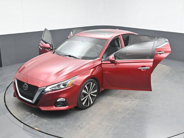 Used 2020 Nissan Altima 2.5 Platinum FWD image 52