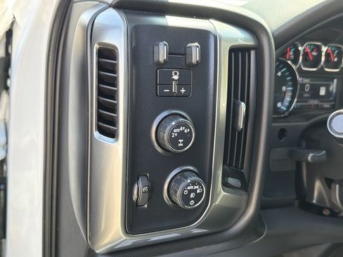 Used 2018 Chevrolet Silverado 1500 LT w/ All Star Edition AWD/4WD image 13