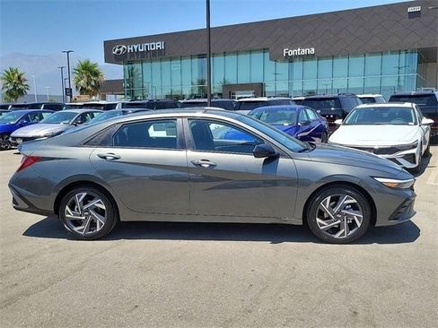 New 2025 Hyundai Elantra Sport image 21