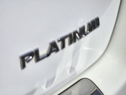 Used 2014 Nissan Pathfinder Platinum w/ Platinum Premium Package image 10