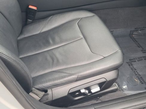Used 2018 BMW 320i xDrive Sedan image 11