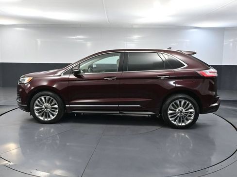 Used 2021 Ford Edge Titanium w/ Equipment Group 301A AWD/4WD image 9