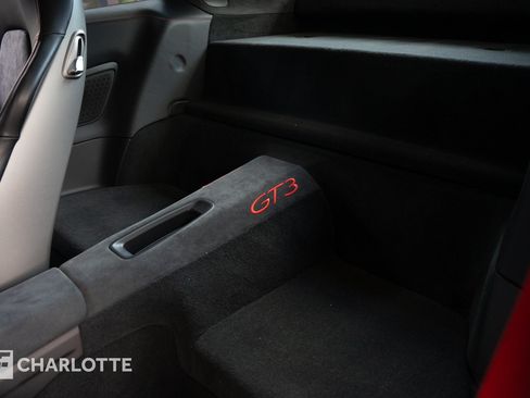 Used 2015 Porsche 911 GT3 RWD image 22