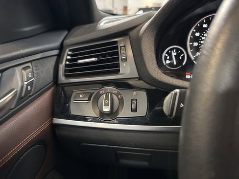 Used 2018 BMW X4 xDrive28i image 36