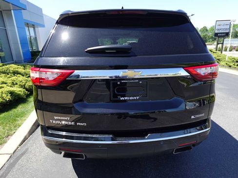 Used 2018 Chevrolet Traverse Premier AWD/4WD image 4
