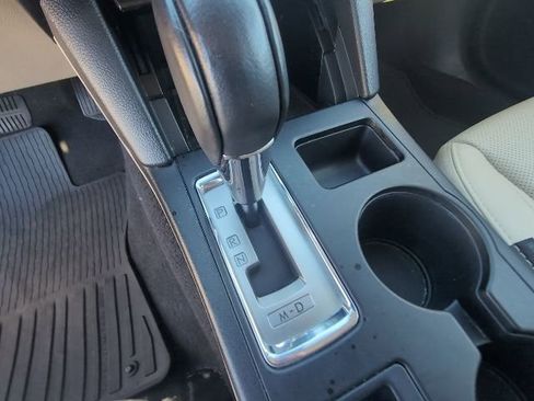 Used 2017 Subaru Outback 2.5i Limited image 24