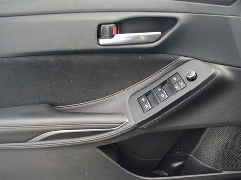 Used 2019 Toyota Avalon XSE FWD image 28
