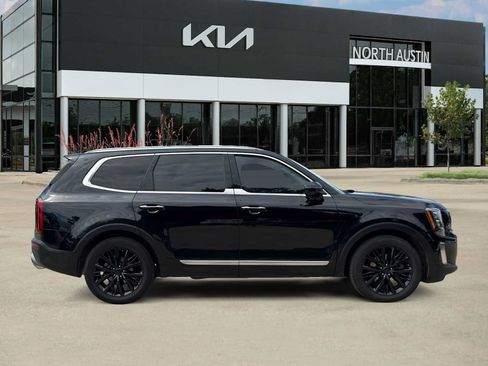 Used 2022 Kia Telluride SX FWD image 3