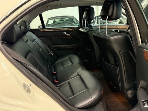 Used 2011 Mercedes-Benz E 350 Sedan image 20