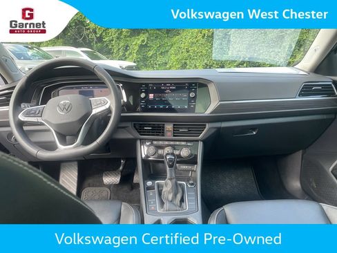 Certified 2024 Volkswagen Jetta SEL FWD image 31