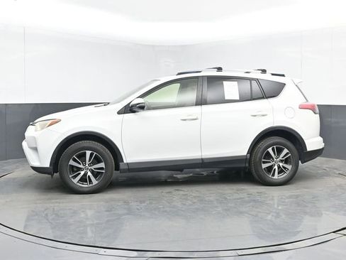 Used 2017 Toyota RAV4 XLE w/ Premium Special Value Package image 6