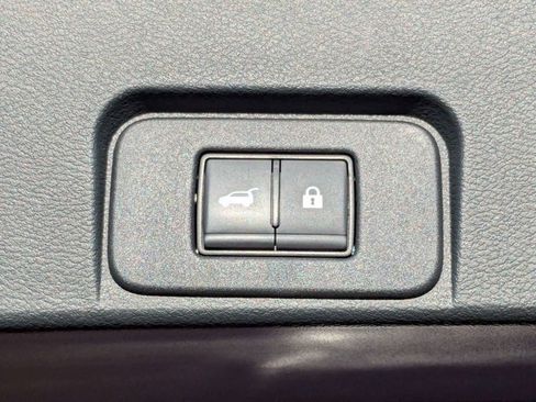 Certified 2024 Nissan Rogue Platinum w/ Platinum Premium Package image 15