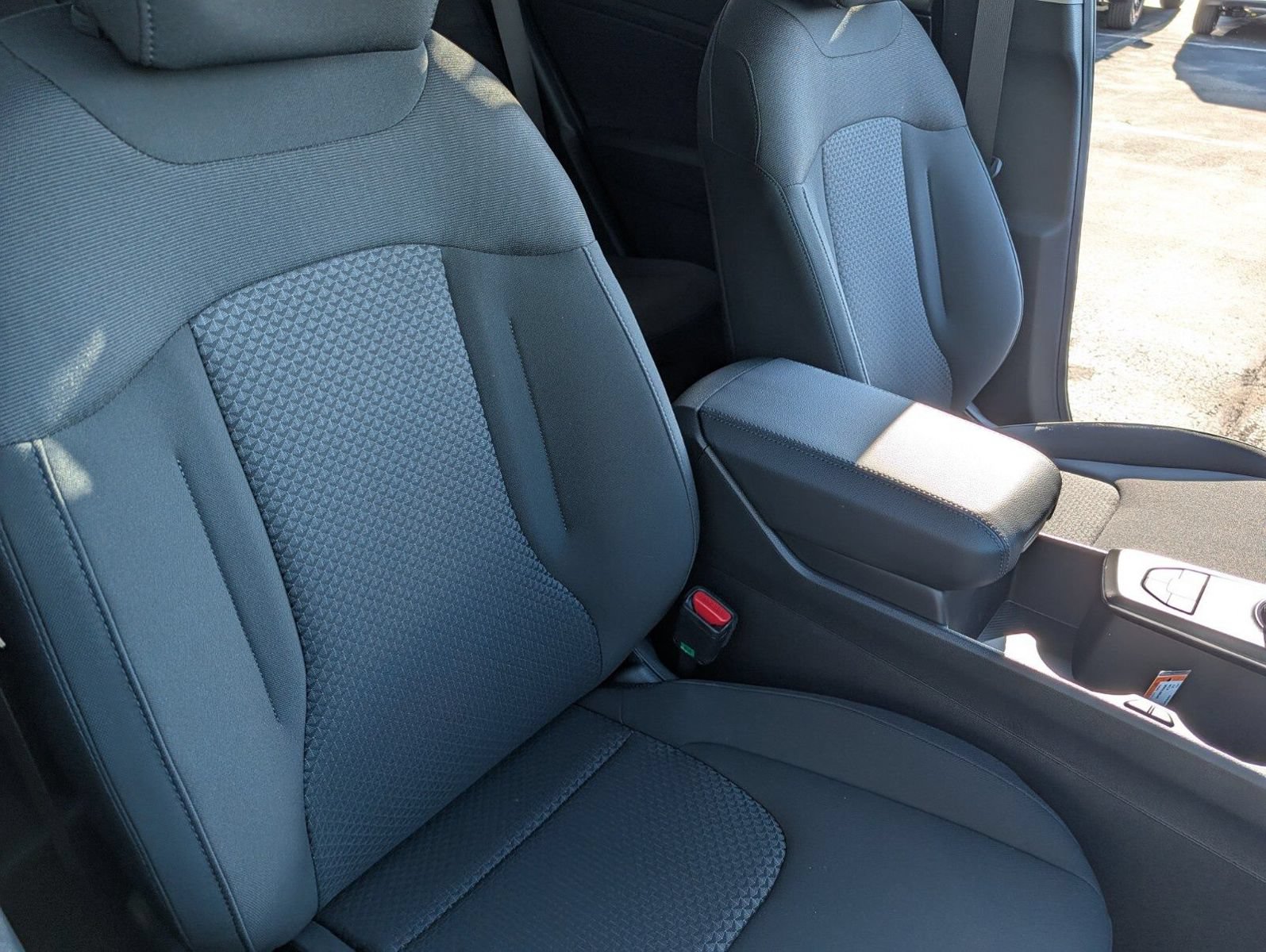 New 2027 Kia Sportage LX FWD image 27