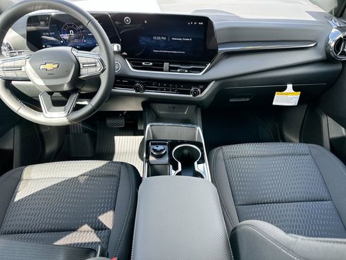 New 2026 Chevrolet Equinox LT w/ Safety and Technology Package image 11