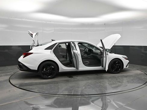 New 2026 Hyundai Elantra Sport FWD image 42
