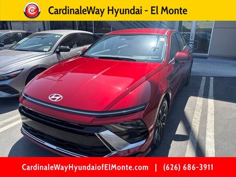 Certified 2025 Hyundai Sonata SEL FWD image 1