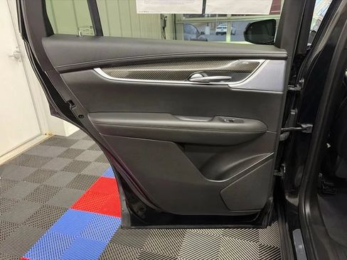 Used 2023 Cadillac XT6 Sport AWD/4WD image 12
