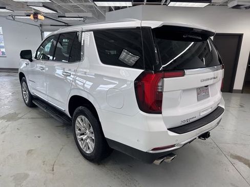 Used 2025 GMC Yukon Denali image 8