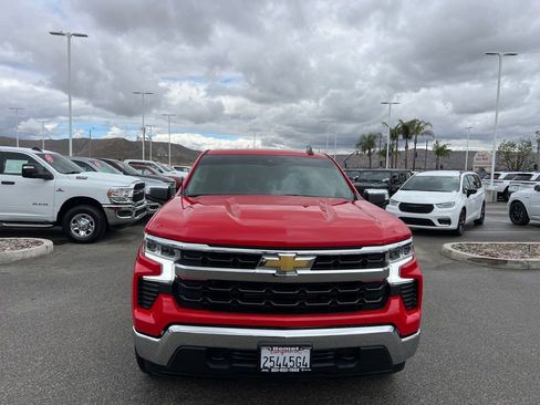 Used 2025 Chevrolet Silverado 1500 LT AWD/4WD image 3