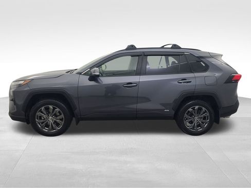 Used 2024 Toyota RAV4 XLE Premium image 7