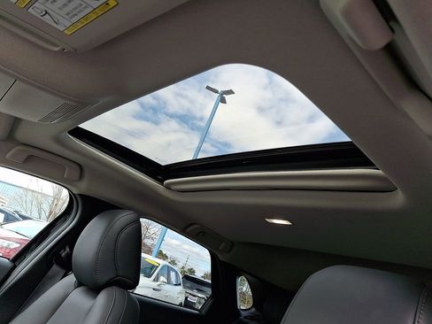 Used 2025 MAZDA CX-30 AWD 2.5 S w/ Premium Package image 15