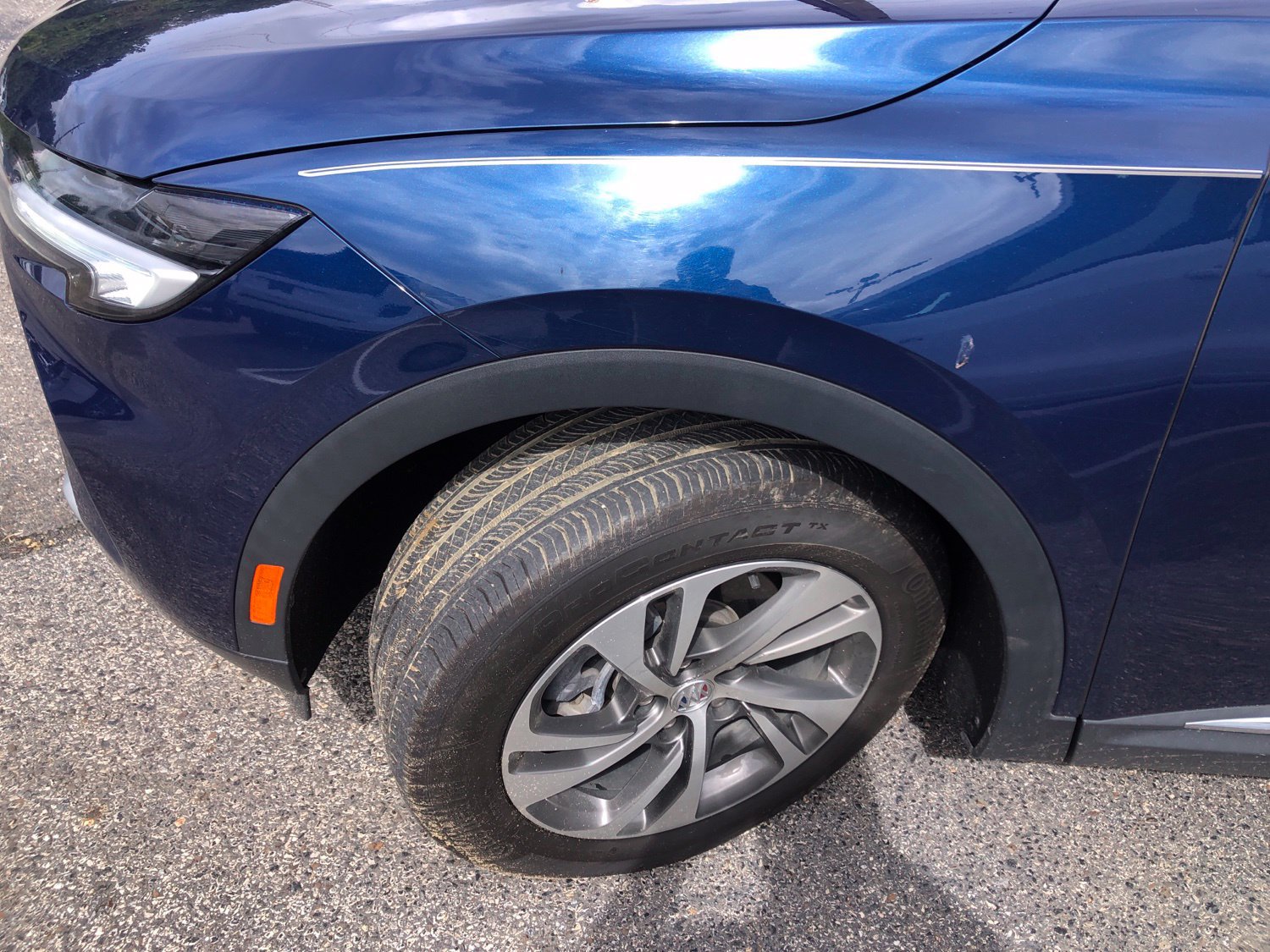 Used 2023 Buick Envision Essence AWD/4WD image 7