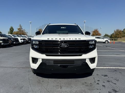 New 2025 Ford Expedition Platinum w/ Stealth Performance Package image 2