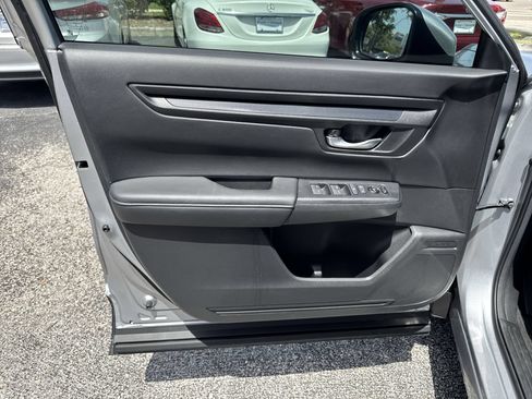 Used 2024 Honda CR-V LX image 18