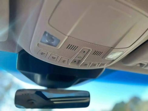 Used 2019 Lincoln Nautilus Reserve image 22