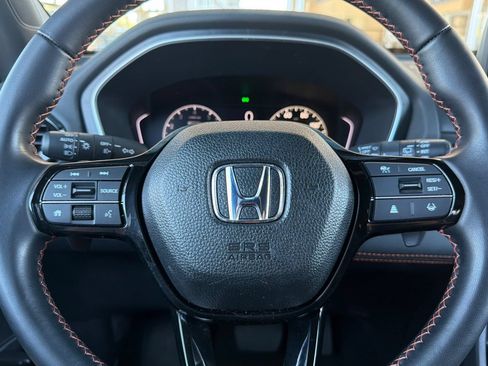 Certified 2025 Honda Pilot Sport image 22