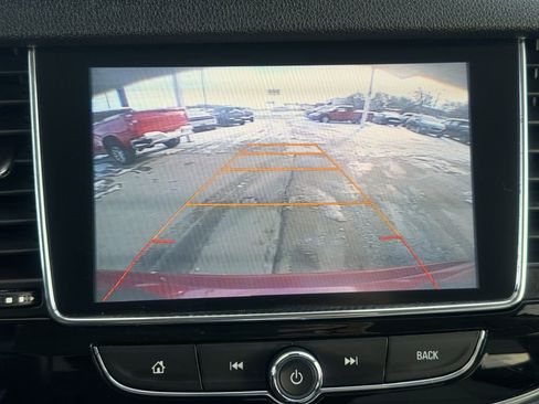 Used 2017 Buick Encore Premium image 17