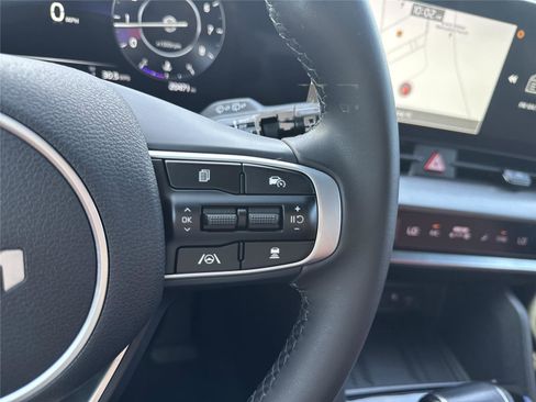 Used 2023 Kia Sportage SX image 23