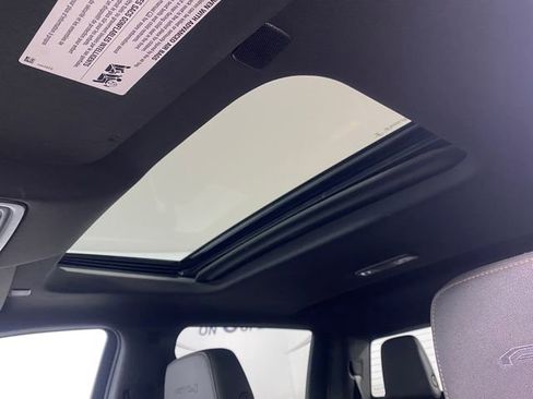 Certified 2021 GMC Sierra 1500 AT4 w/ AT4 Preferred Package image 22