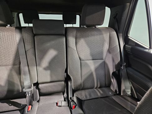 Certified 2025 Toyota 4Runner SR5 AWD/4WD image 14
